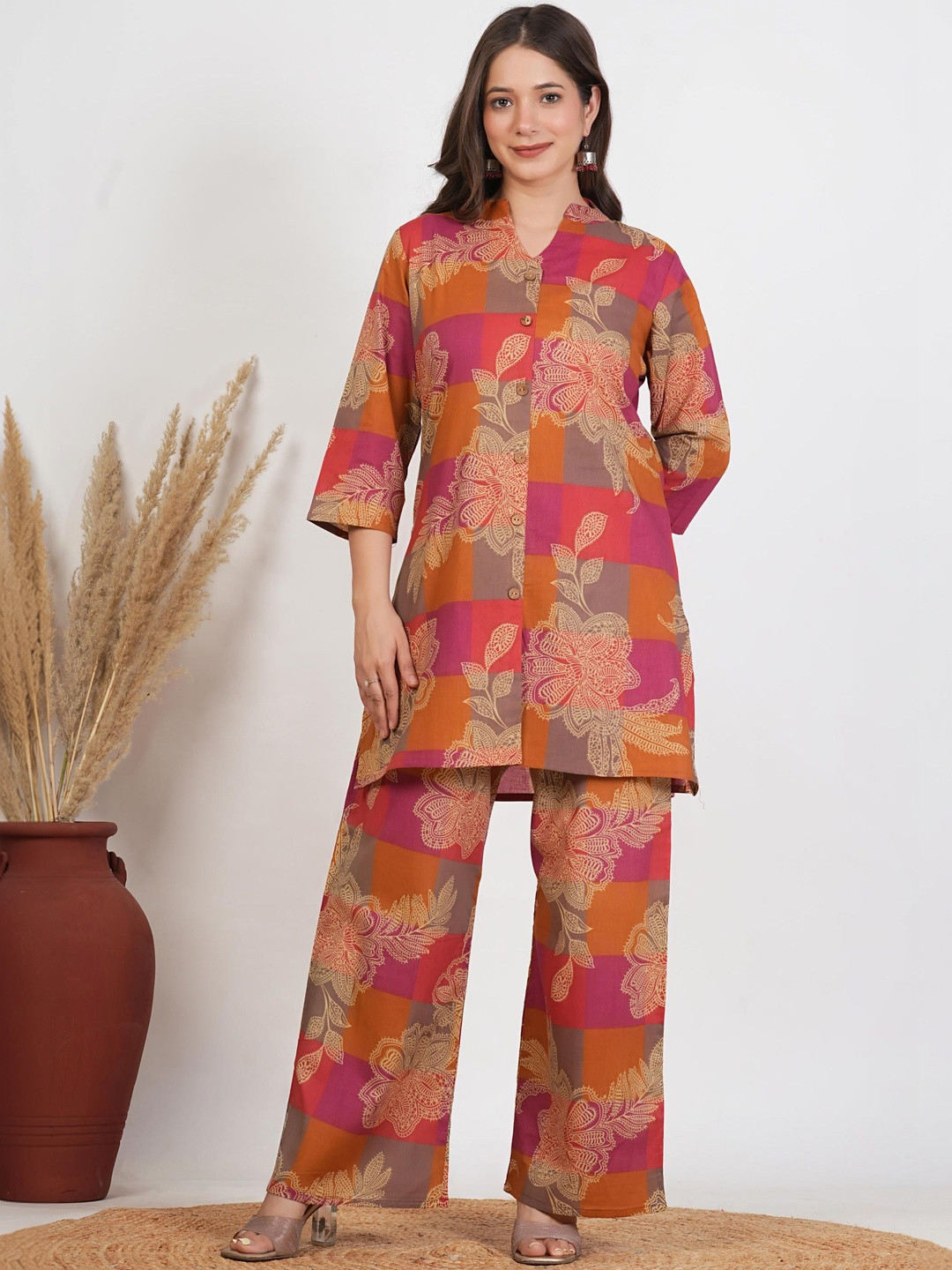YUVVIK Women Floral Printed Cotton Tunic with Palazzos Co-Ords