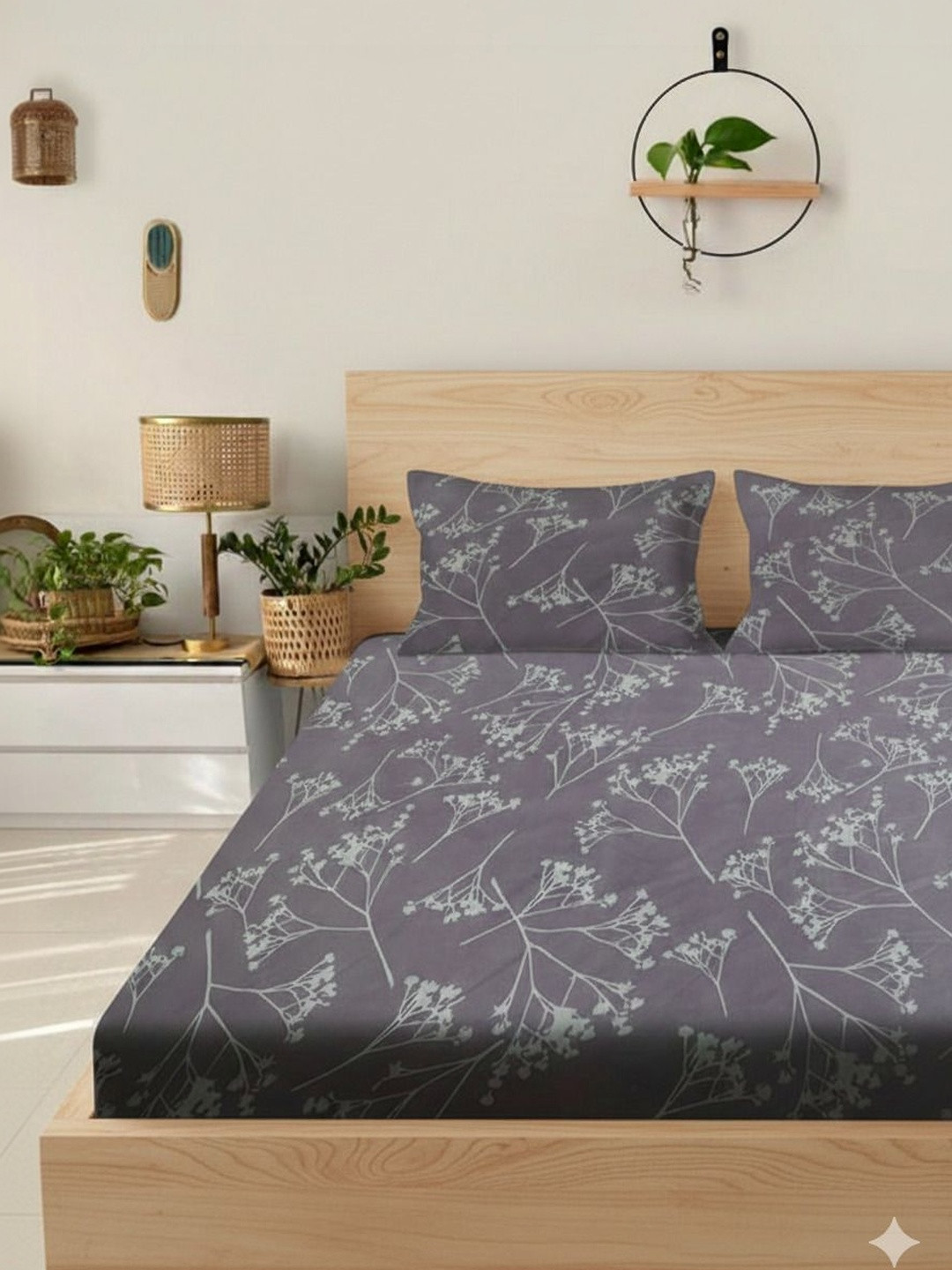 Myntra Elegant Homes Multicoloured King Bedsheet with 2 Pillow Covers