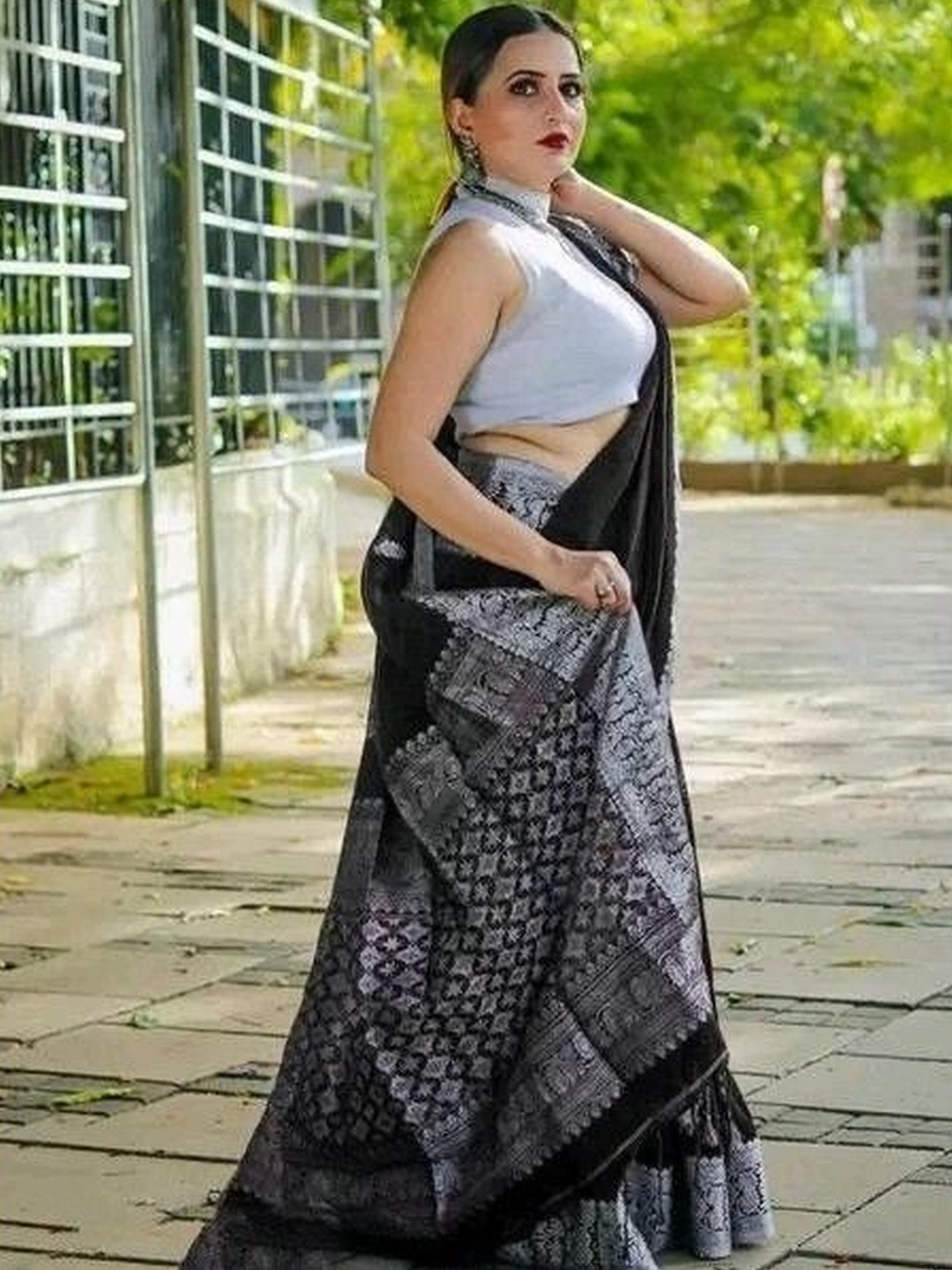VIMALNATH SYNTHETICS Art Silk Banarasi Saree