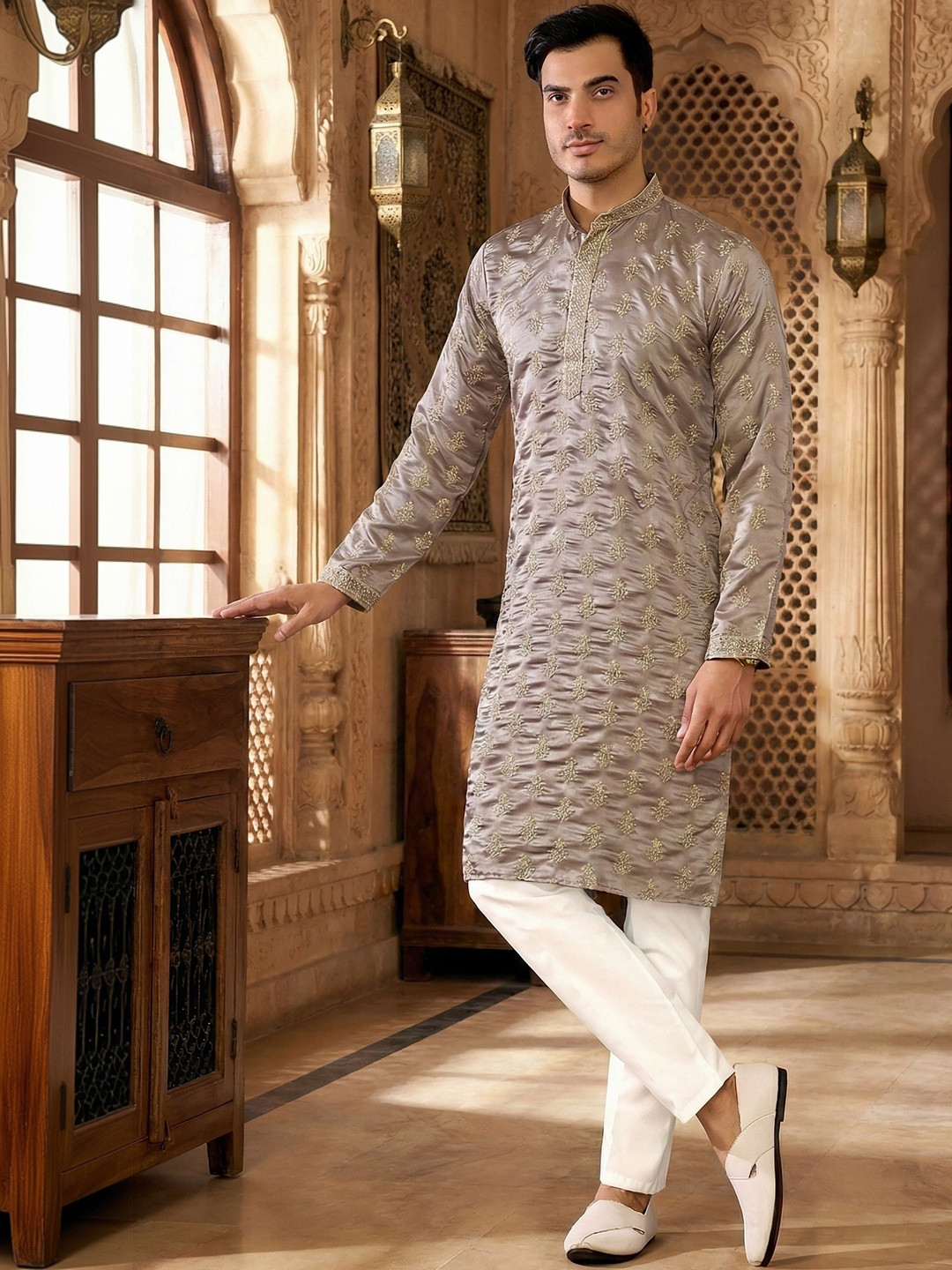 RANGRAAG Men Ethnic Motifs Embroidered Regular Thread Work Kurta with Pyjamas