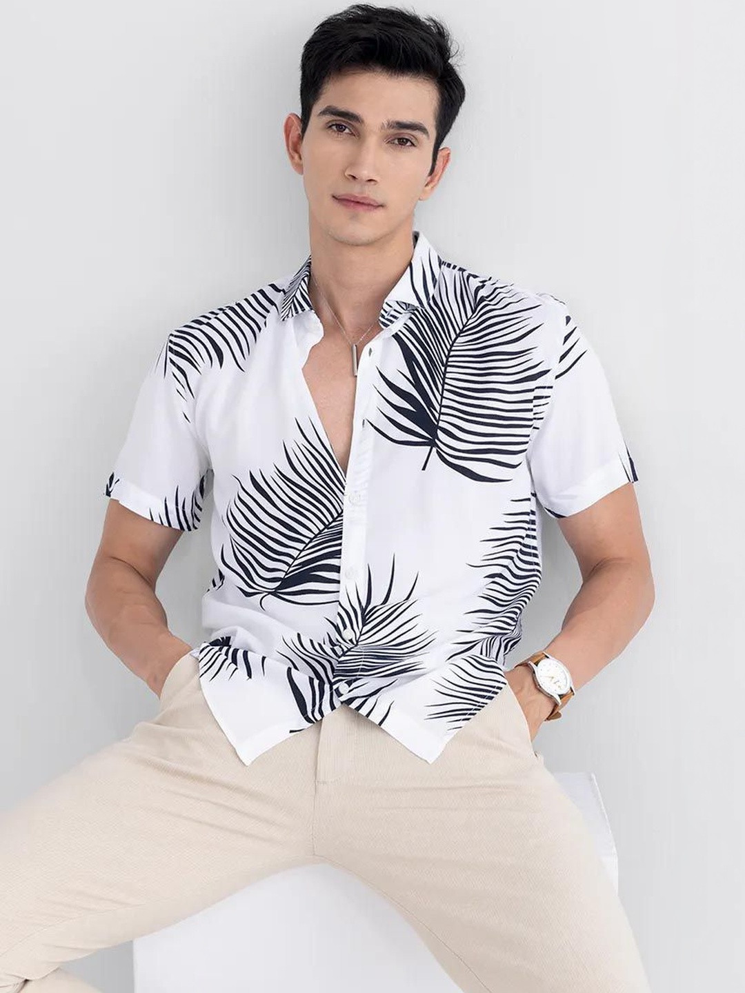 Men's Regular Fit Floral Printed Casual Shirt