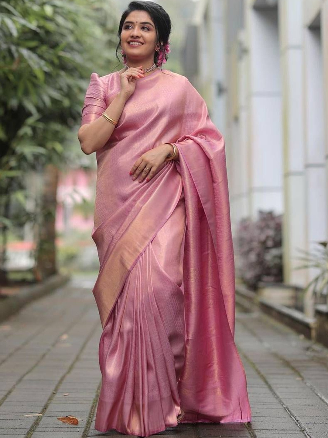 VIMALNATH SYNTHETICS Woven Design Art Silk Banarasi Saree