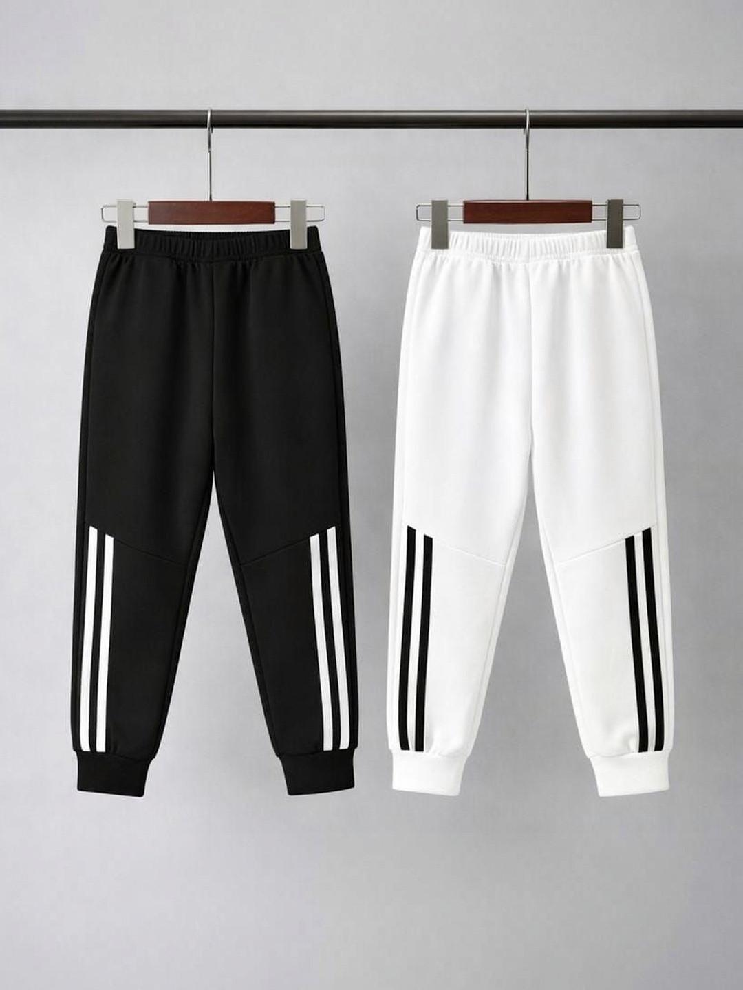Kiditude Pack of 2 Regular Fit Striped Training Joggers