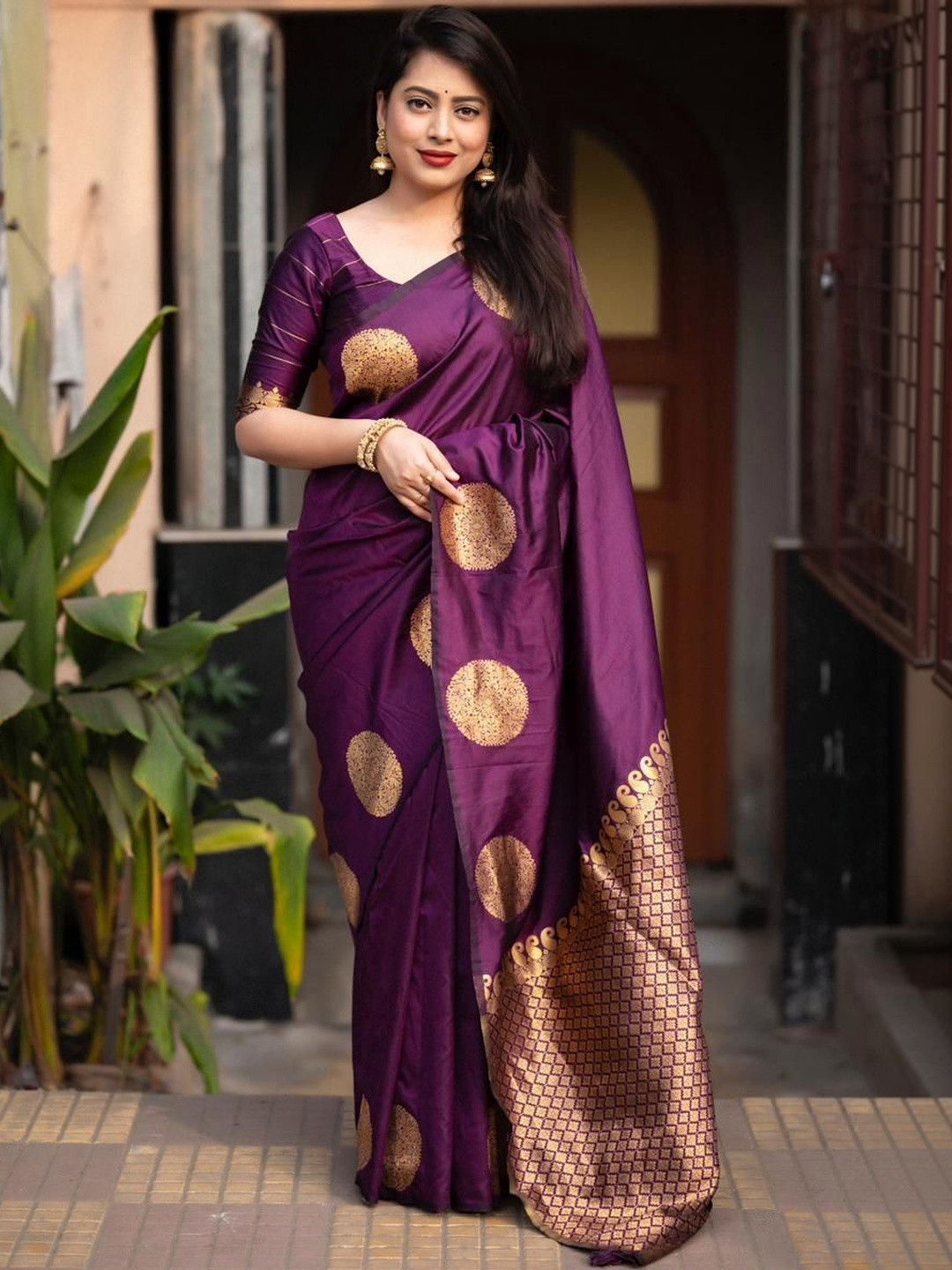 VIMALNATH SYNTHETICS Woven Design Zari Art Silk Banarasi Saree