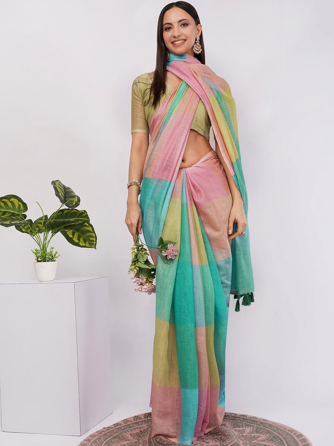 SAMANTHA Colourblocked Pure Linen Saree