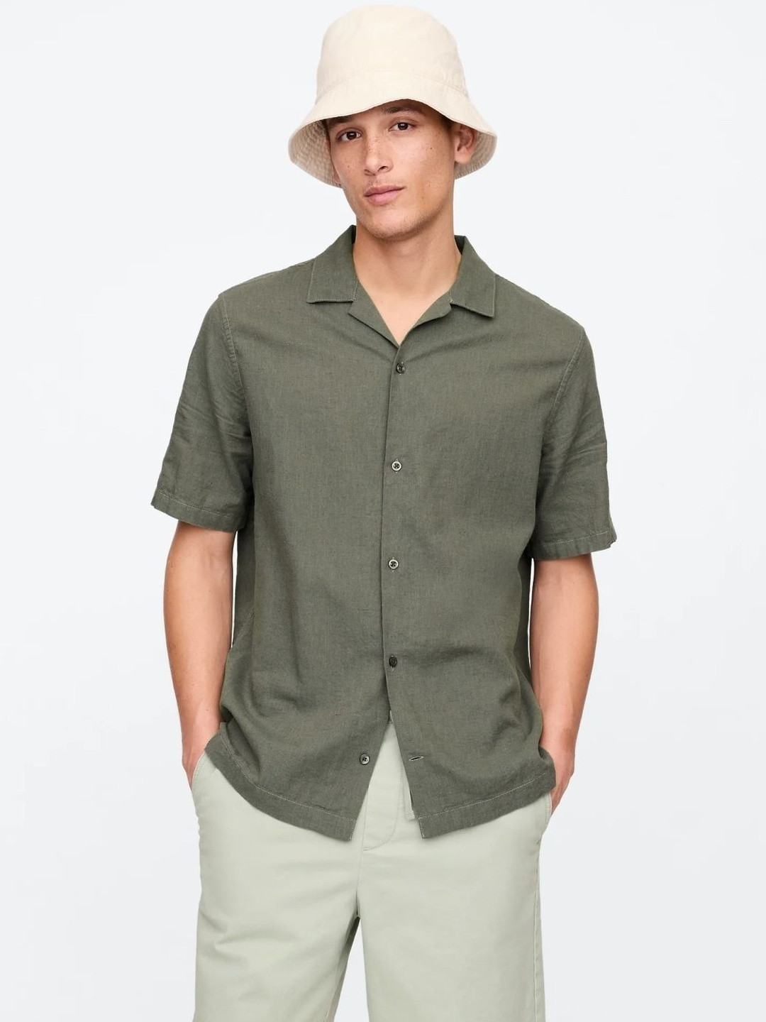 GAP Men Camp Collar Camp Shirt