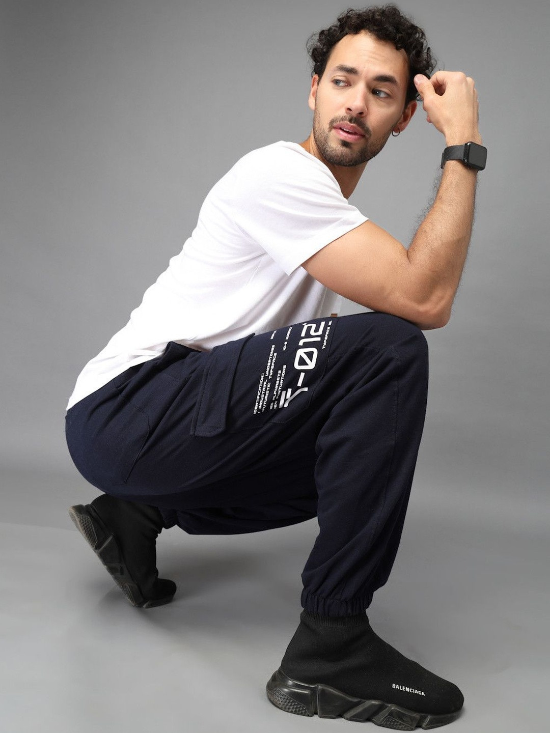 MILLION EMOTIONS Men Relaxed Fit Typography Running Cargos
