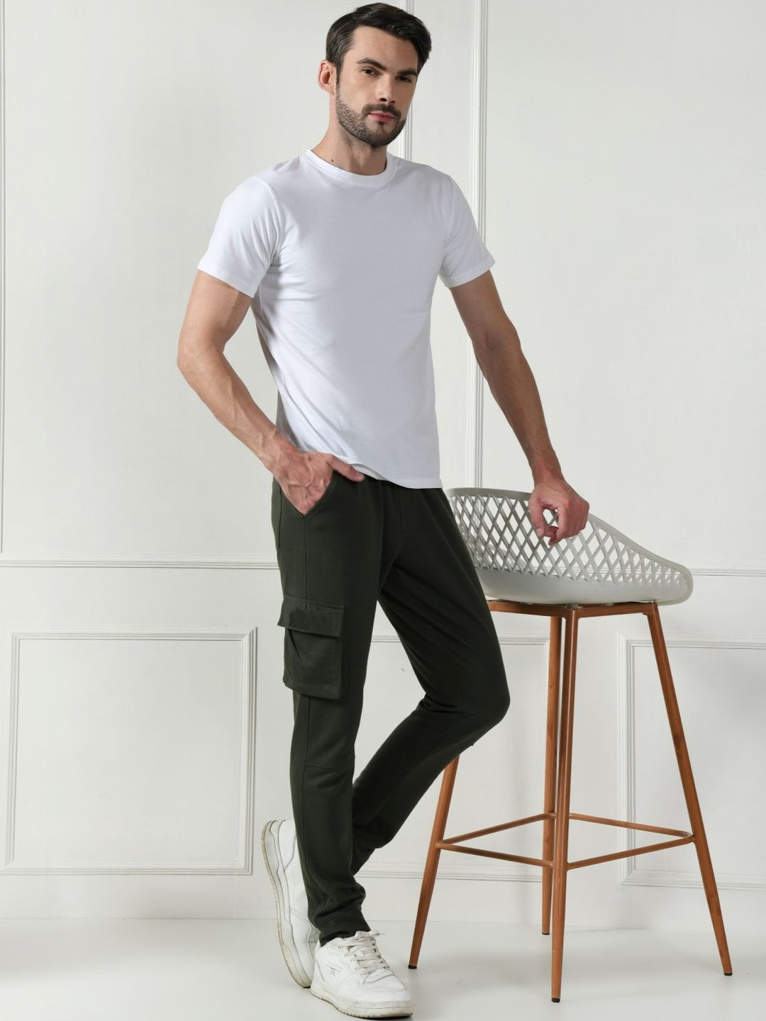 Mast & Harbour Men Regular Fit Cargos