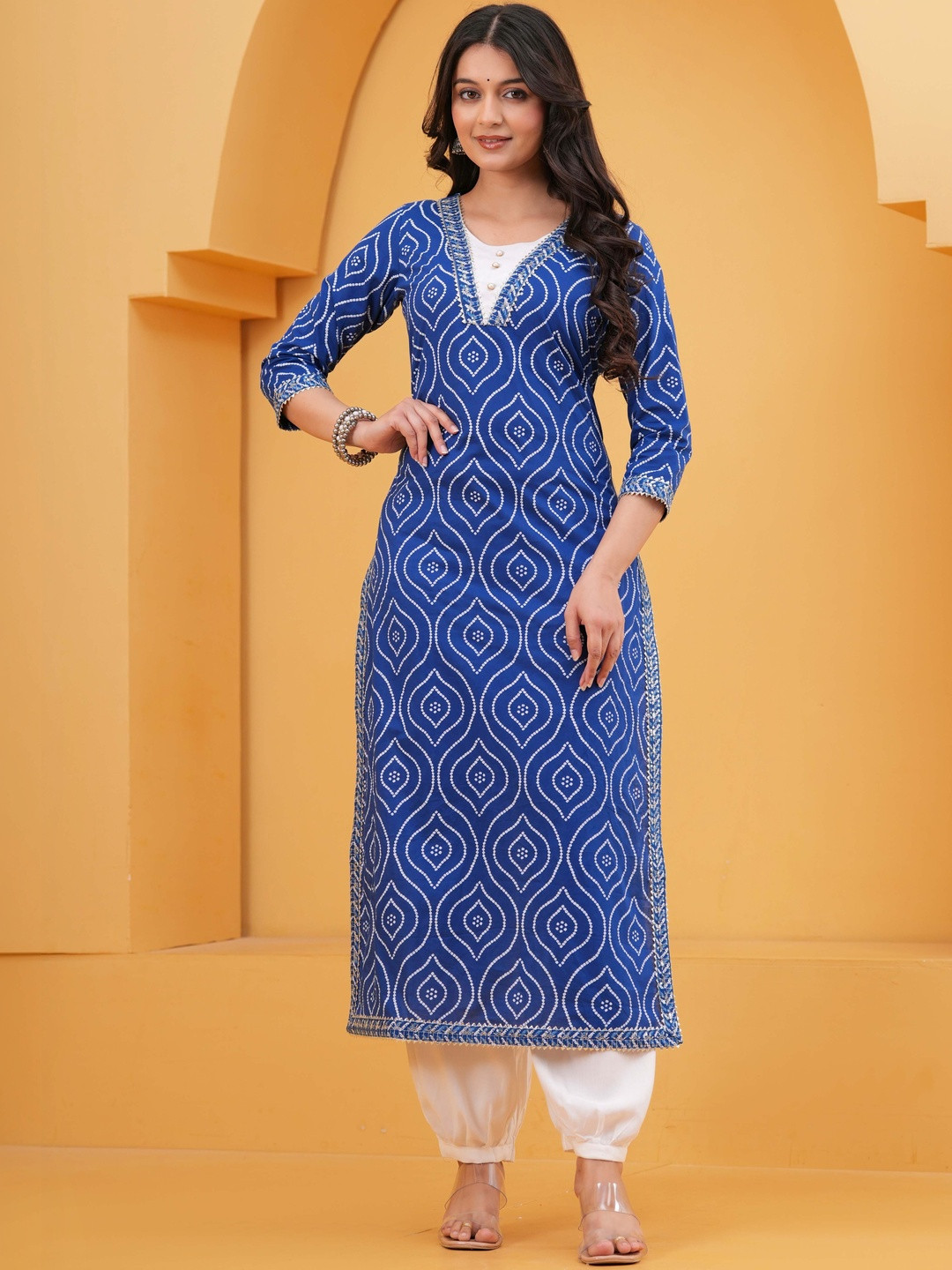 KALINI Women Geometric Dyed Thread Work Kurta