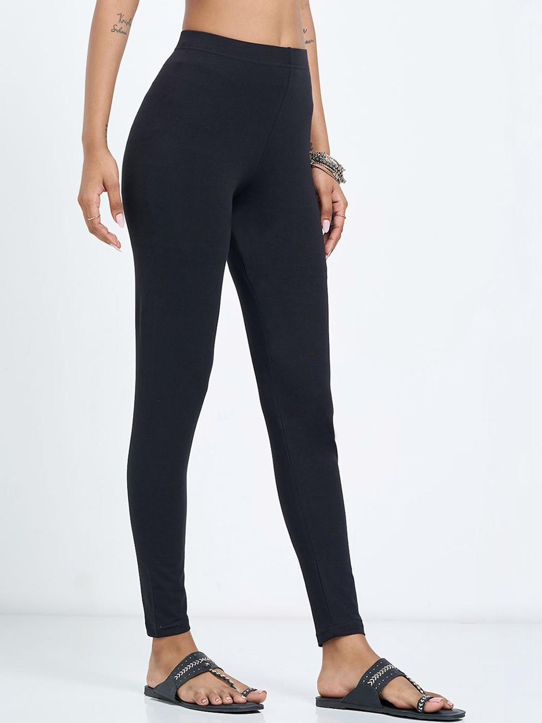 RANGMANCH BY PANTALOONS Women Cotton Blend Solid Ankle Length Leggings