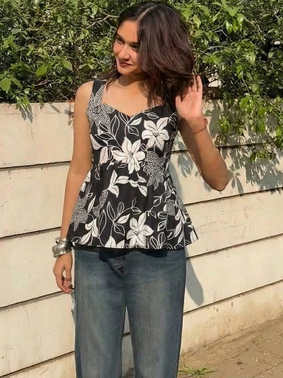 DHAKRE FASHION Floral Print Sweetheart Neck Cotton Top