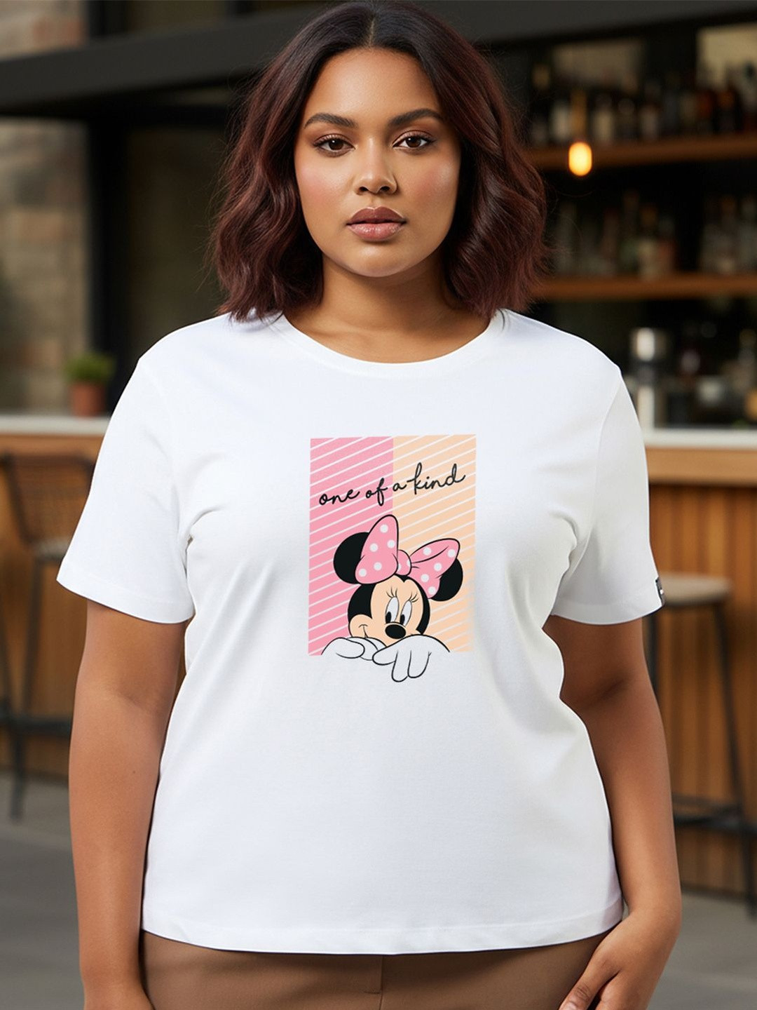 Bewakoof Disney Minnie Women White One of A Kind Graphic Printed Plus Size T-shirt