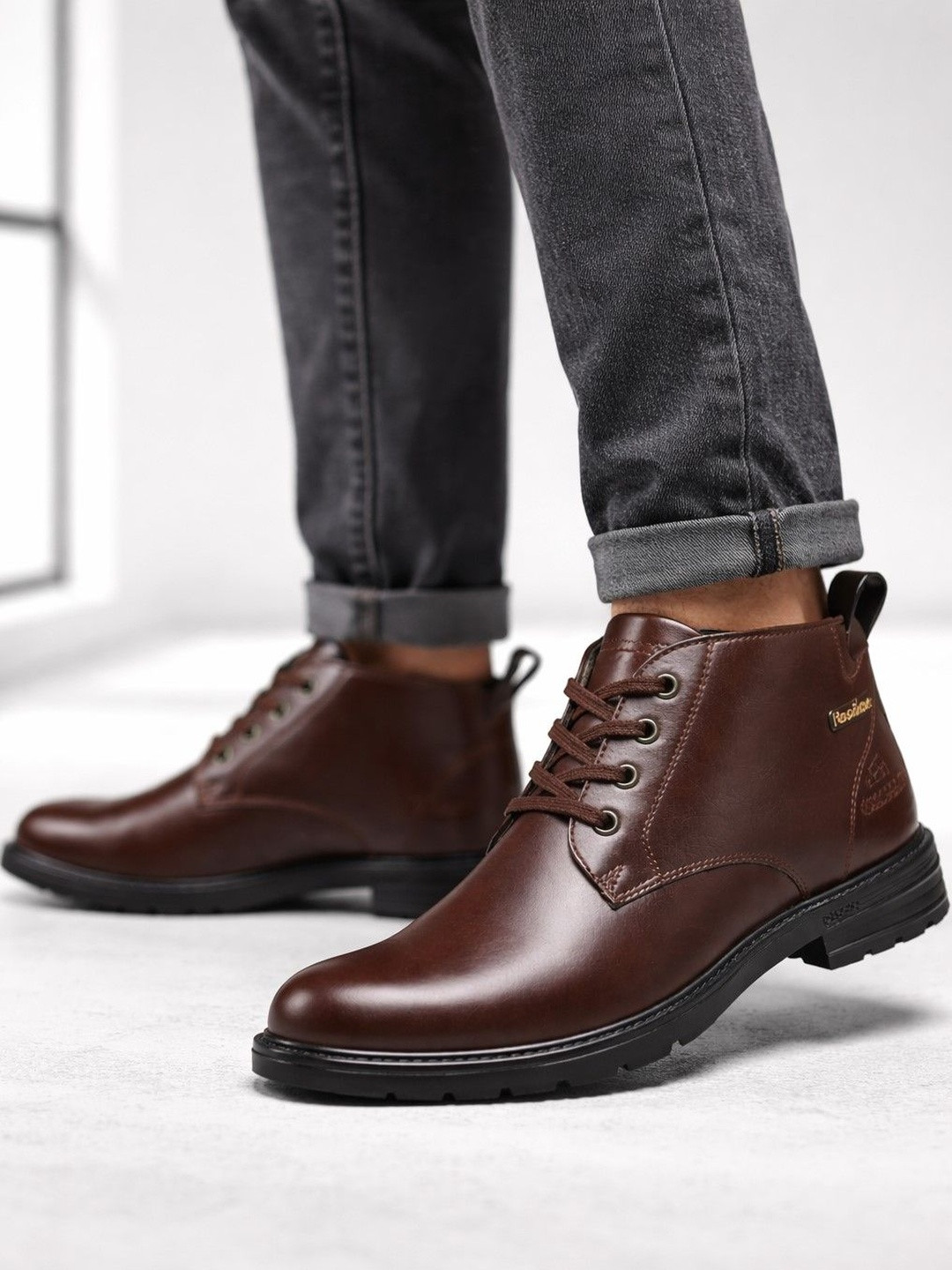 Corsac Men PU fwd