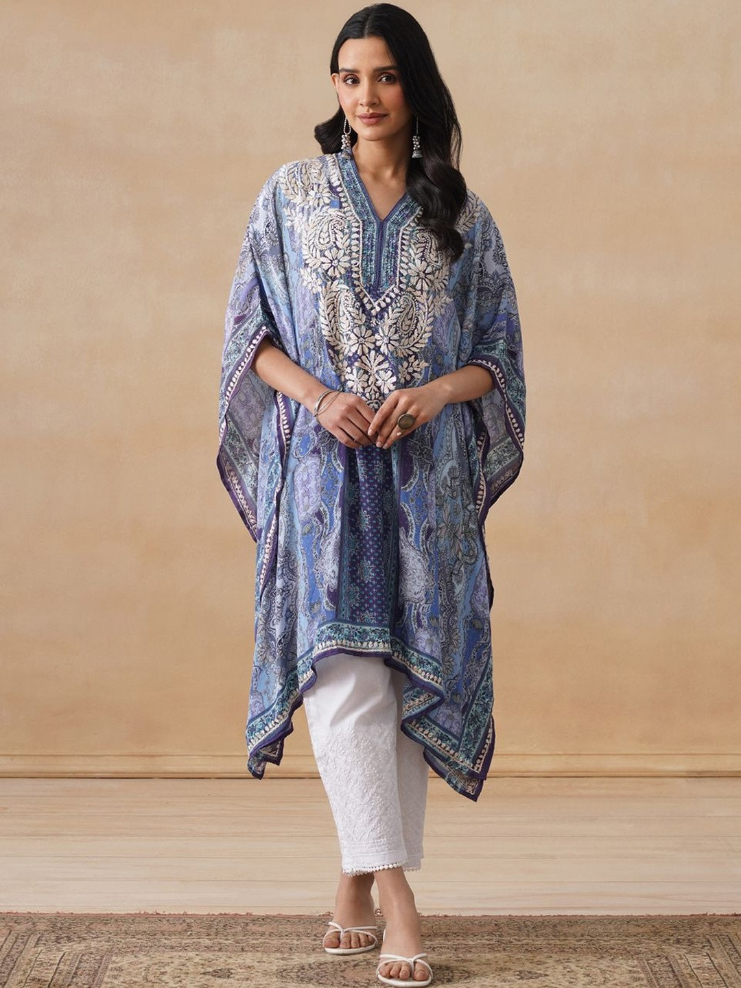 House of Chikankari Women Green Printed Crepe Kaftan Kurta
