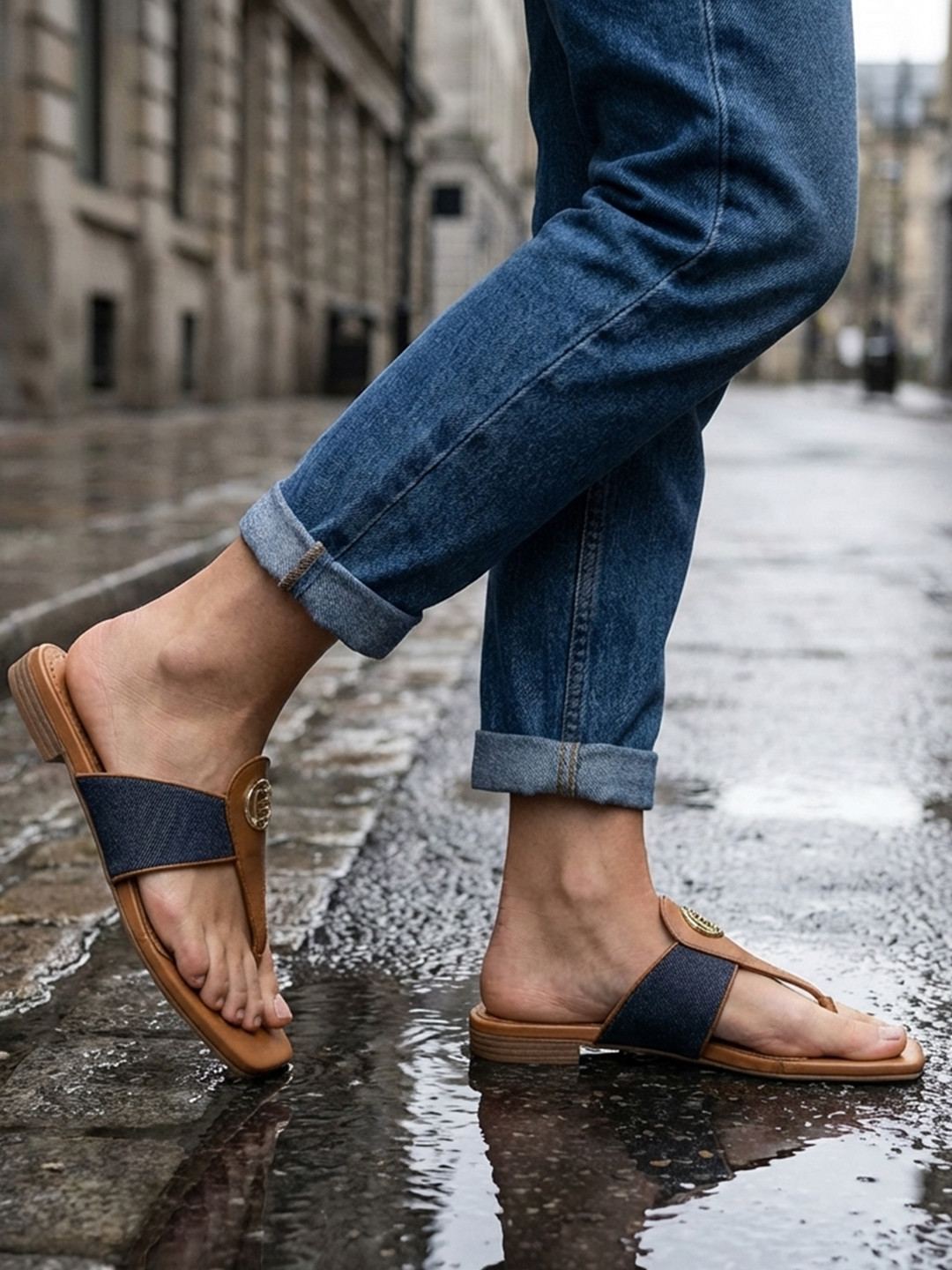 BAGATT Colourblocked T-Strap Flats