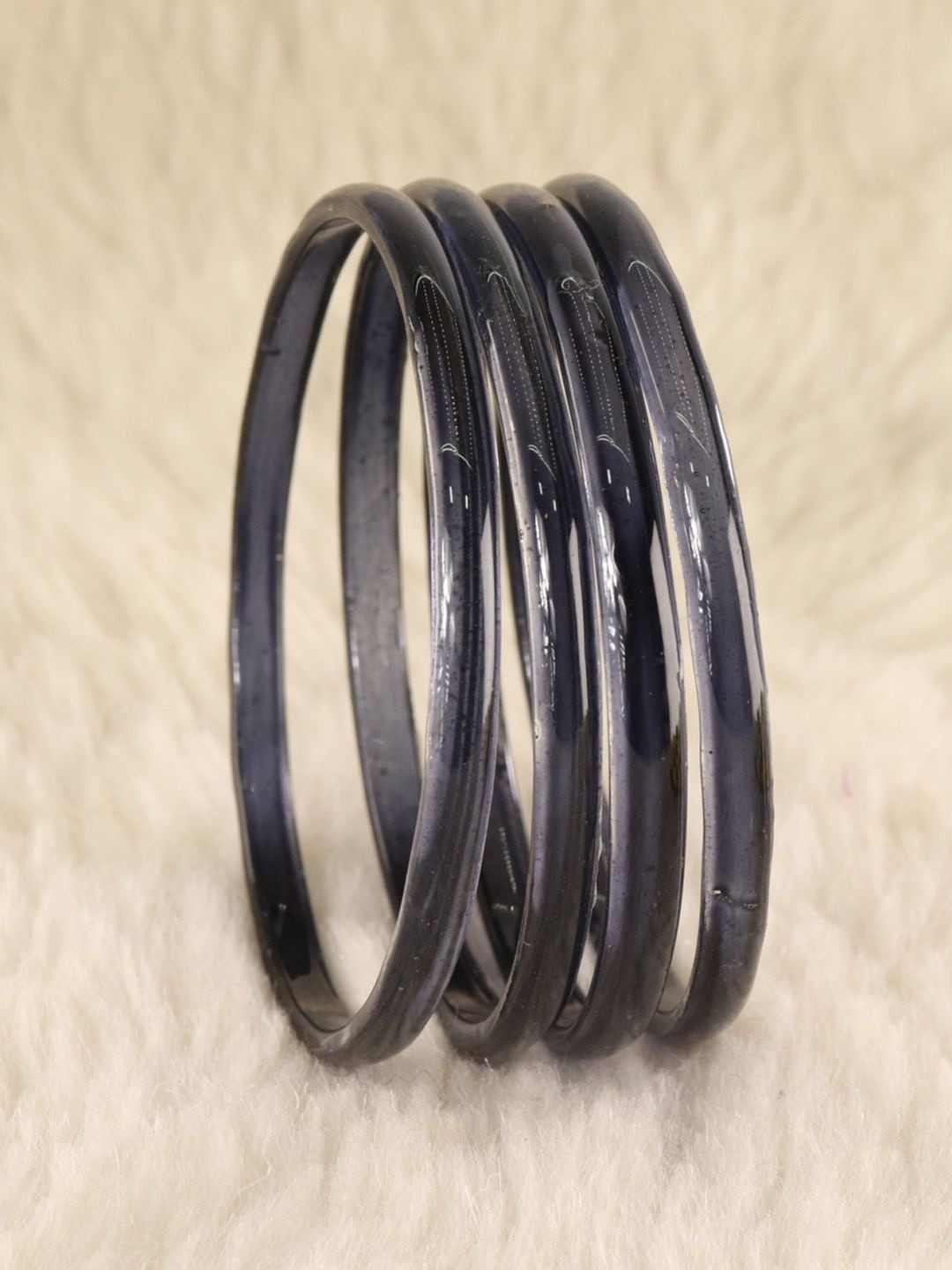 STYOLLO Set Of 4 Transparent Glass Kada Bangles