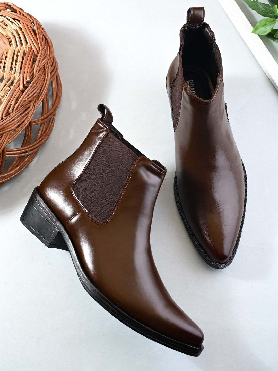 The Roadster Lifestyle Co. Men Pointed Toe Slip-On Chelsea Boots