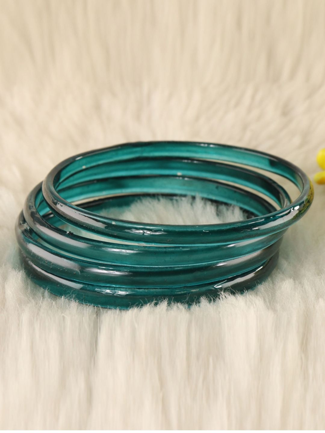 STYOLLO Set Of 4 Transparent Glass Kada Bangles