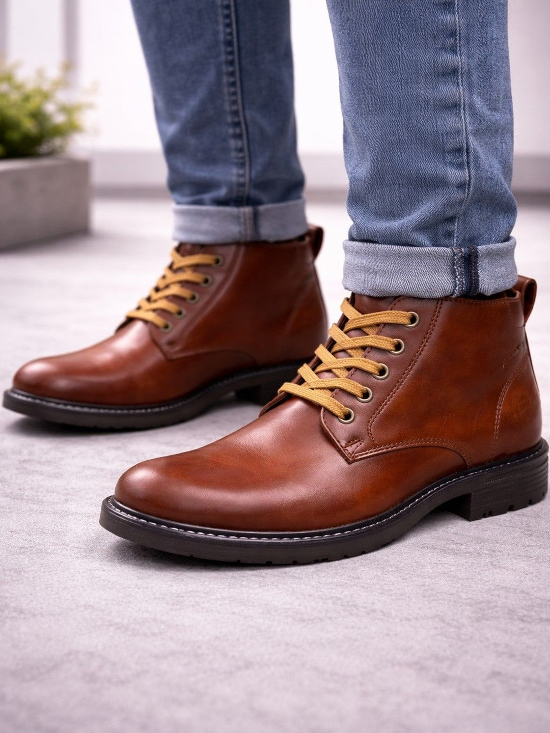 Corsac Men PU fwd