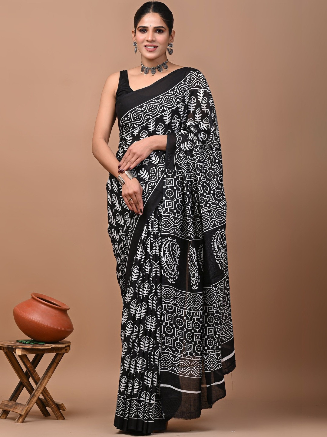 RAMNATHS Ethnic Motifs Pure Cotton Handloom Dabu Saree