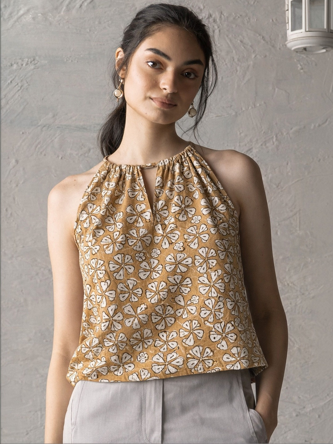 Canoopi Floral Print Halter Neck Cotton Tank Top