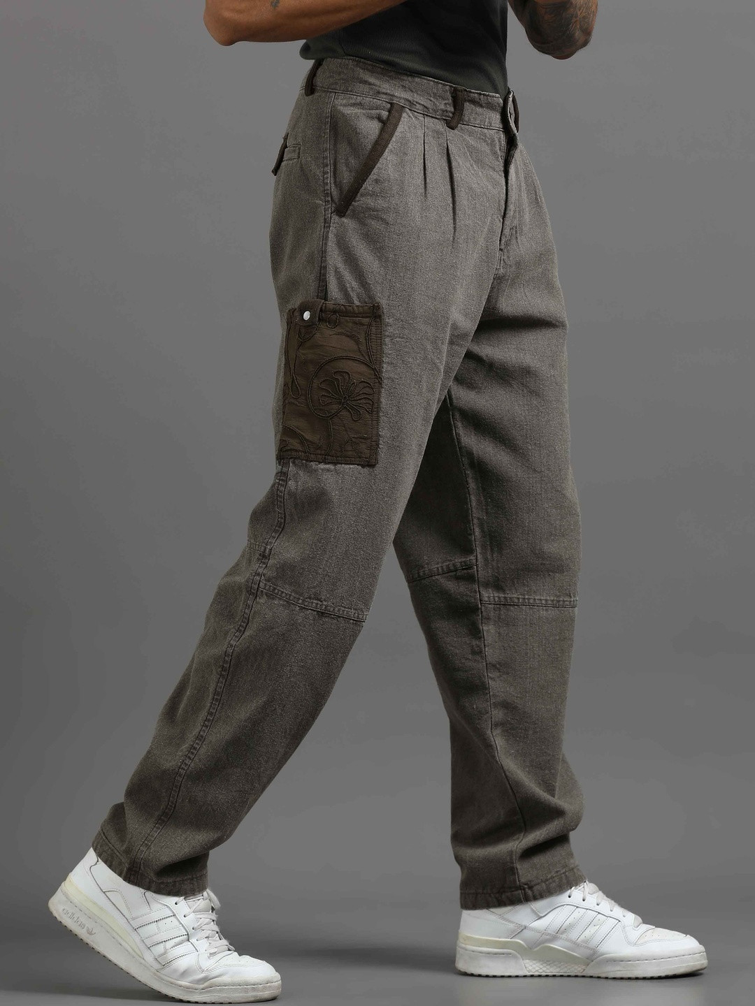 Italian Colony Men Ecru Pleated Zip Trousers
