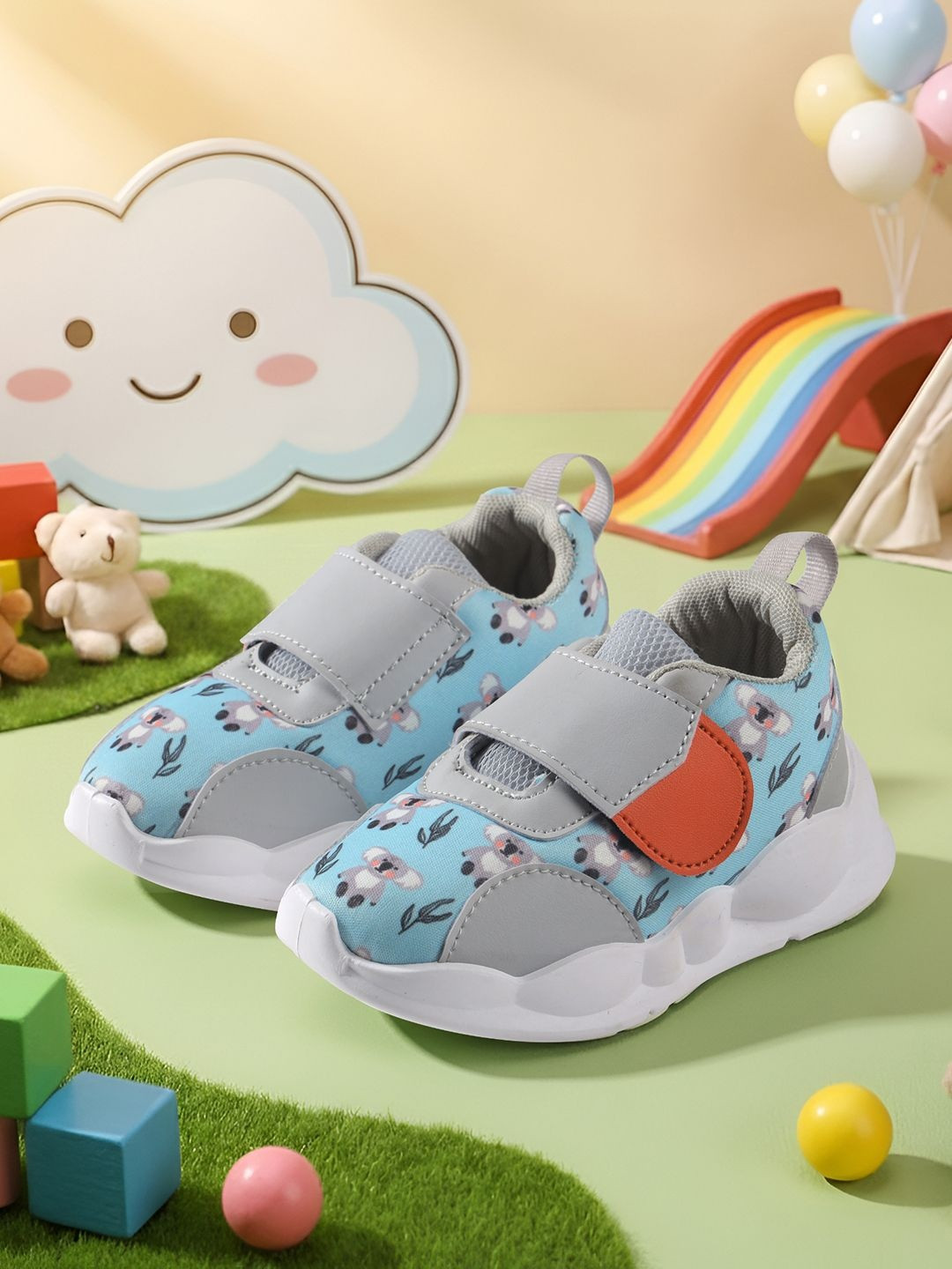 SHOESFORJUNIORS Unisex Kids Textile Walking Shoes