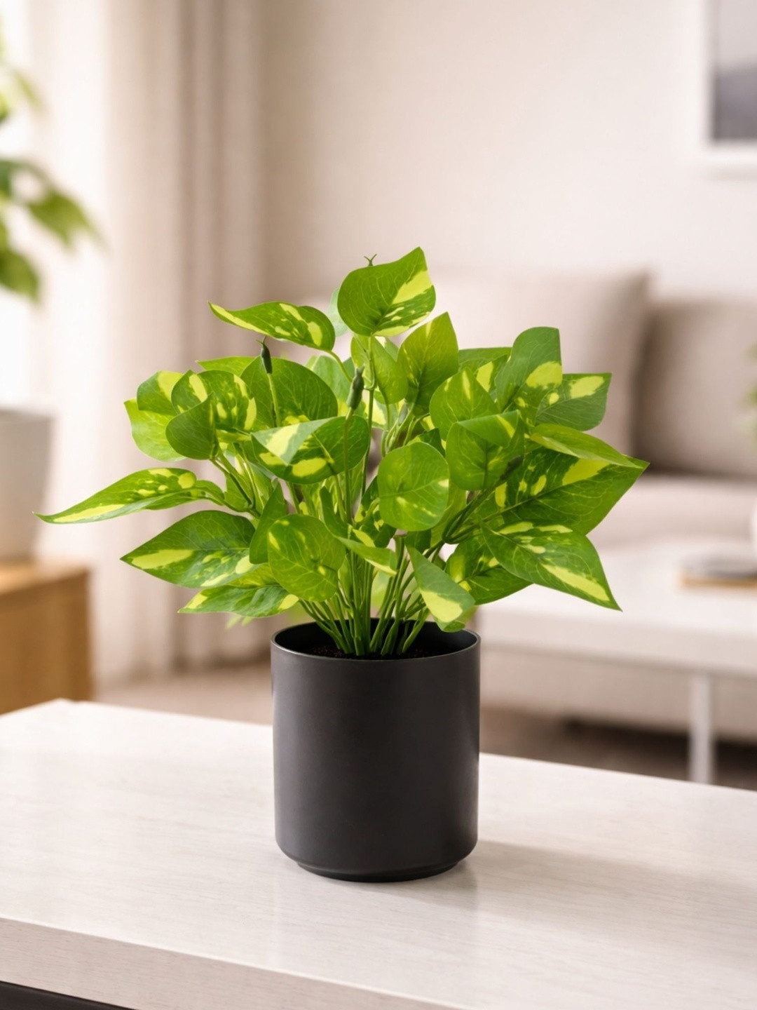 ARTSY Green 1 Pieces Pothos Artificial Plant With Pot