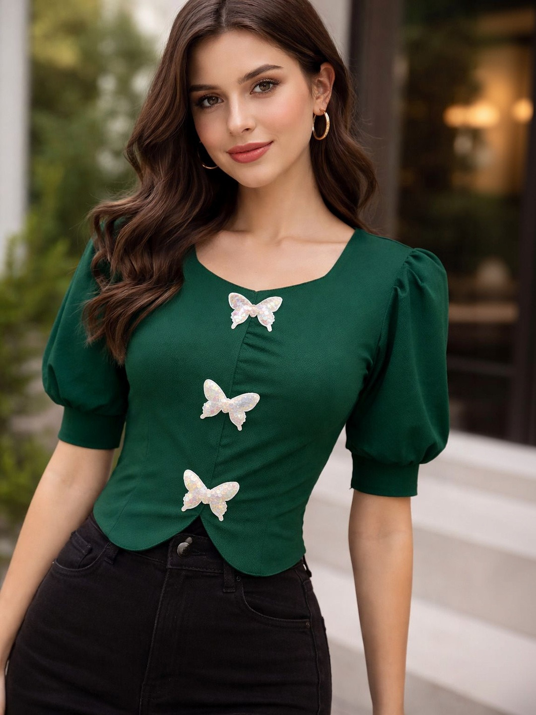 ZEUGEN Puff Sleeve Applique Top