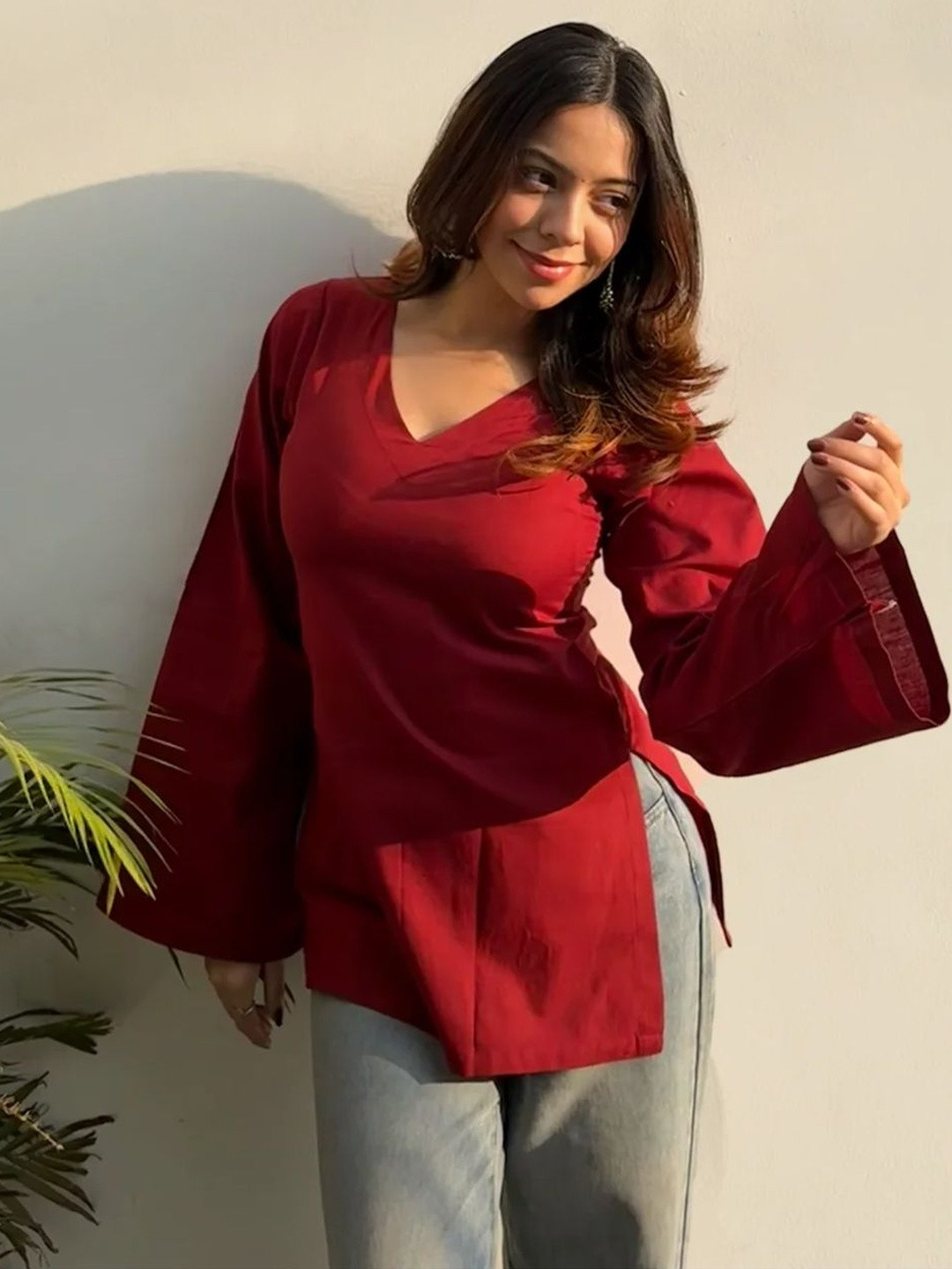 GoSriKi V-Neck Flared Sleeves Kurti