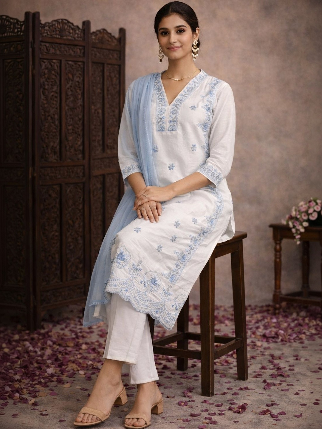 Aarika Women Ethnic Motifs Embroidered Regular Thread Work Pure Cotton Kurta with Trousers & With Dupatta