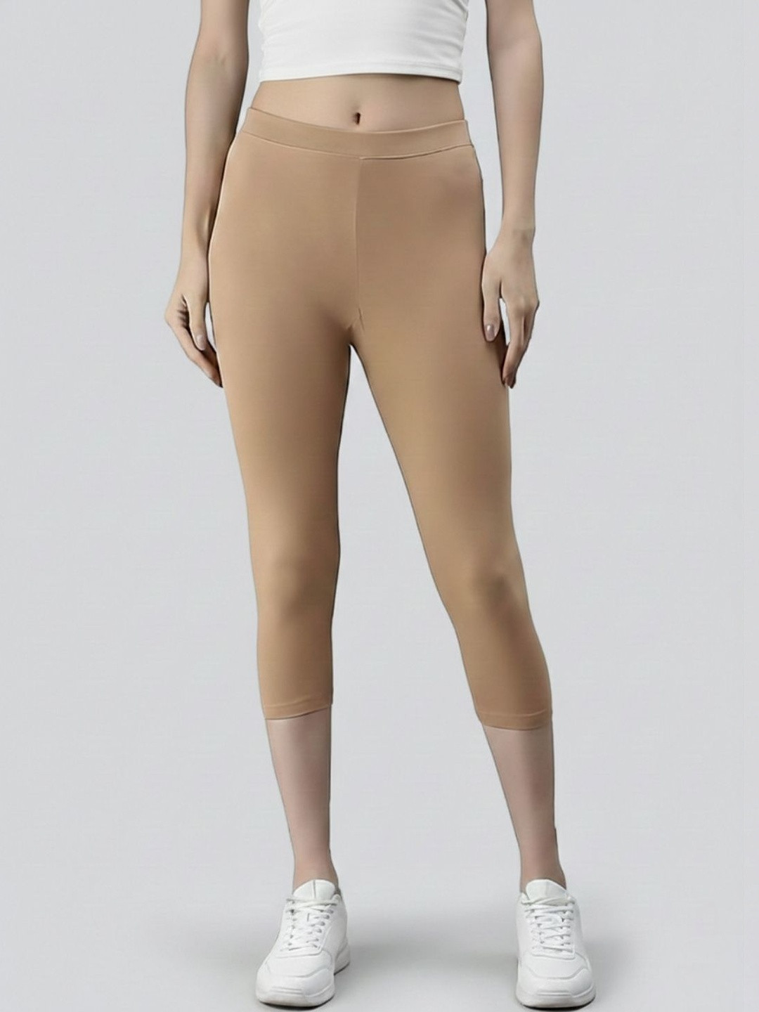 ZAYANQA Women Solid Three-Fourth Leggings