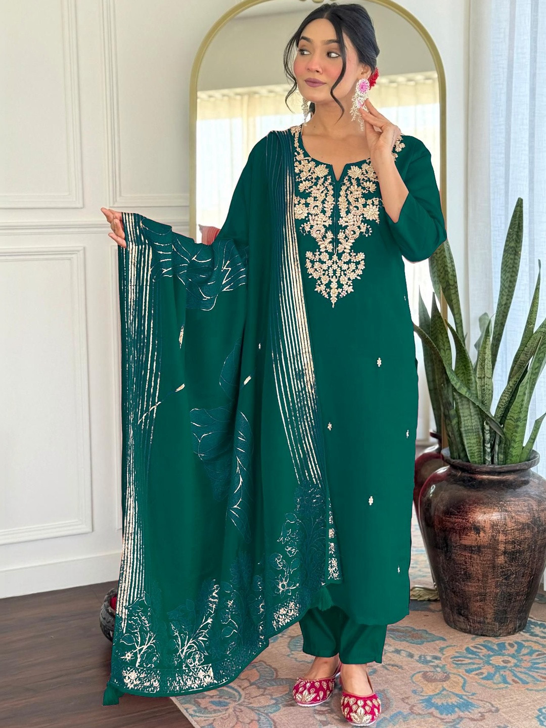 HERE&NOW Women Ethnic Motifs Embroidered Regular Kurta with Trousers & With Dupatta
