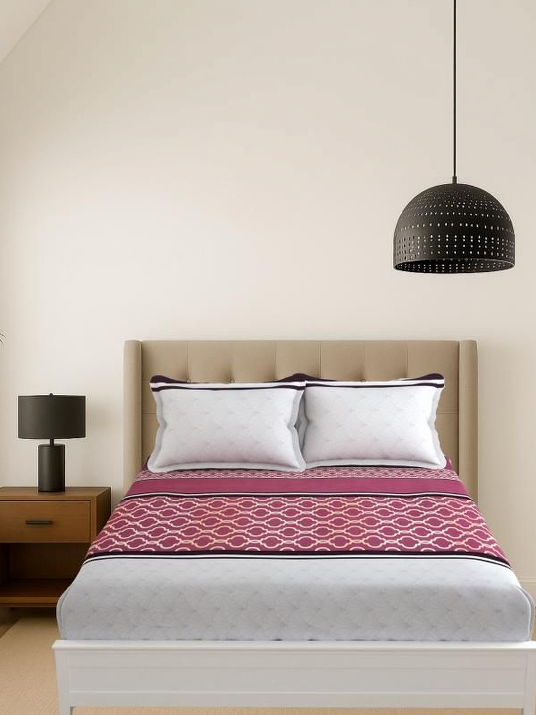 MAFATLAL Maroon Geometric Bedsheet with 2 Pillow Covers