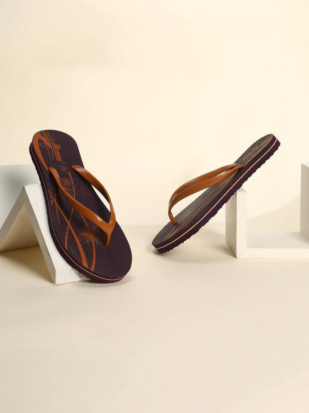 Paragon Women Printed Rubber Core