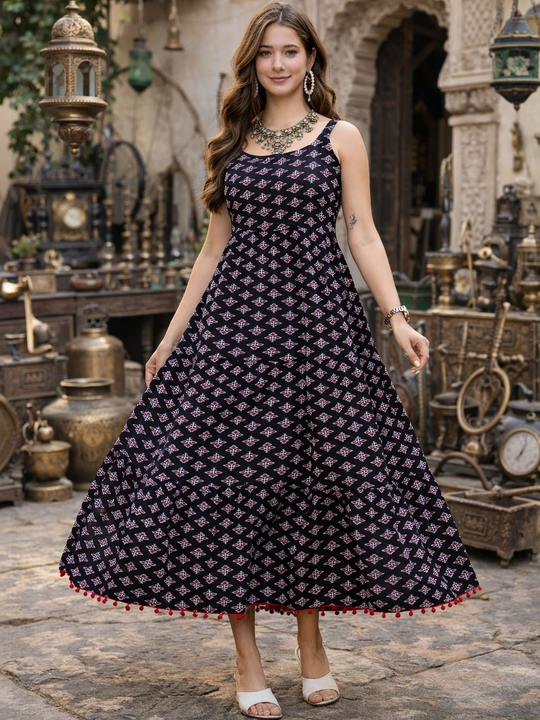 Demirner Women Floral Printed Anarkali Kurta