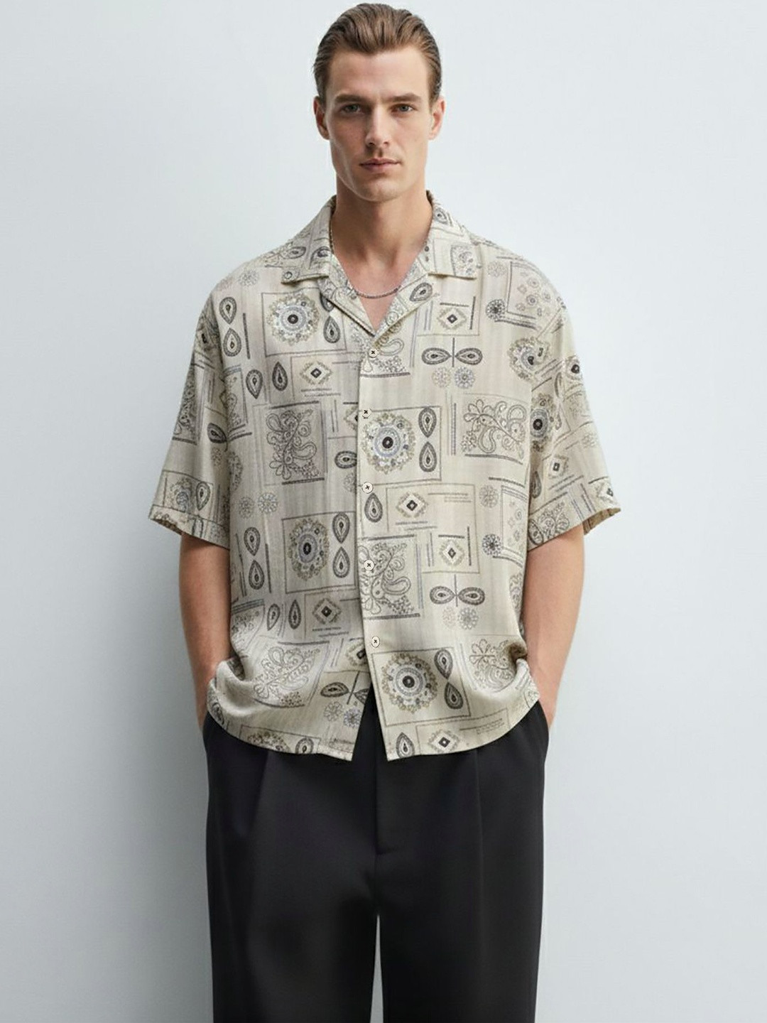 MISCHIEF MONKEY Men Printed Casual Shirt