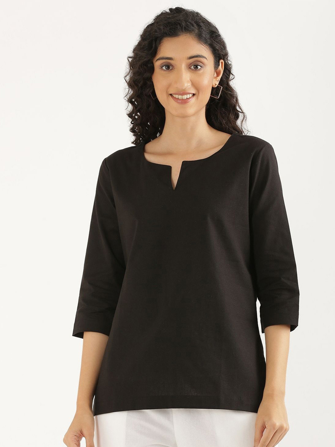 SAADAA Airy Linen Split Neck Short Kurta