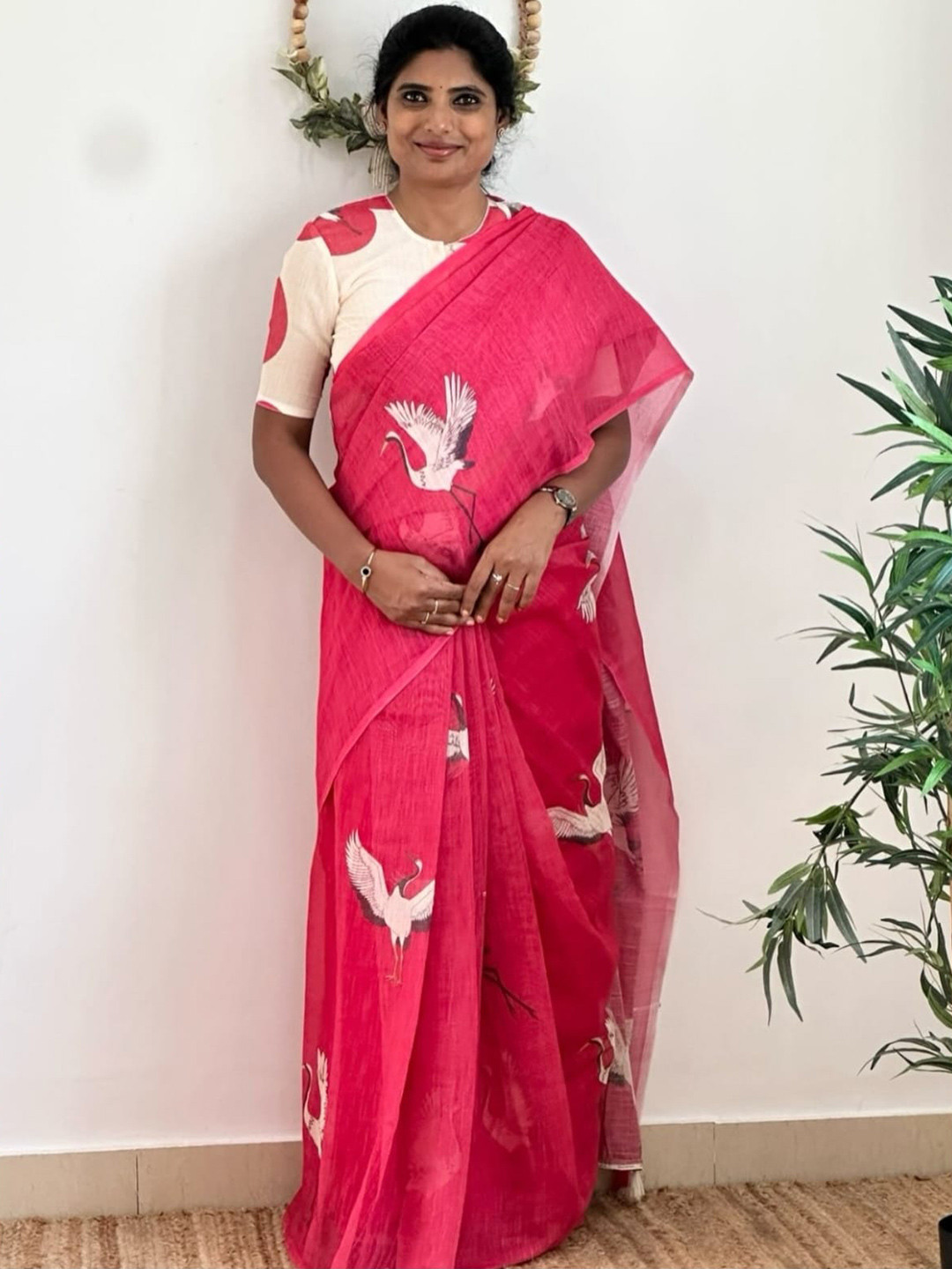 STAVA CREATION Floral Pure Linen Saree