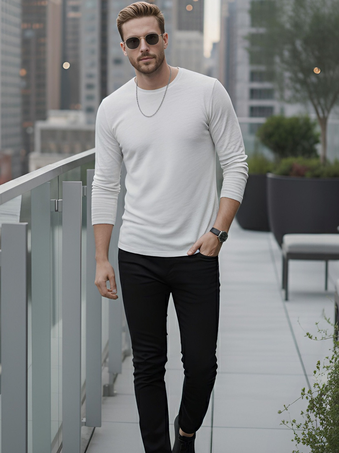 SYMBLANCE Men Brand Logo T-shirt