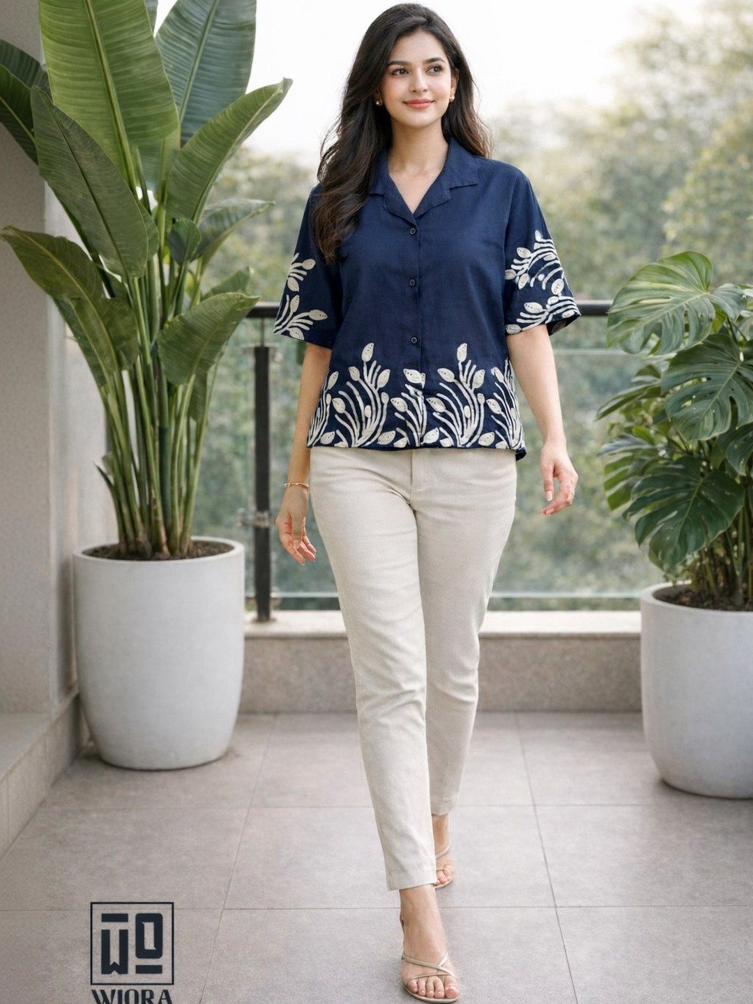 WIORA Women Floral Printed Casual Shirt