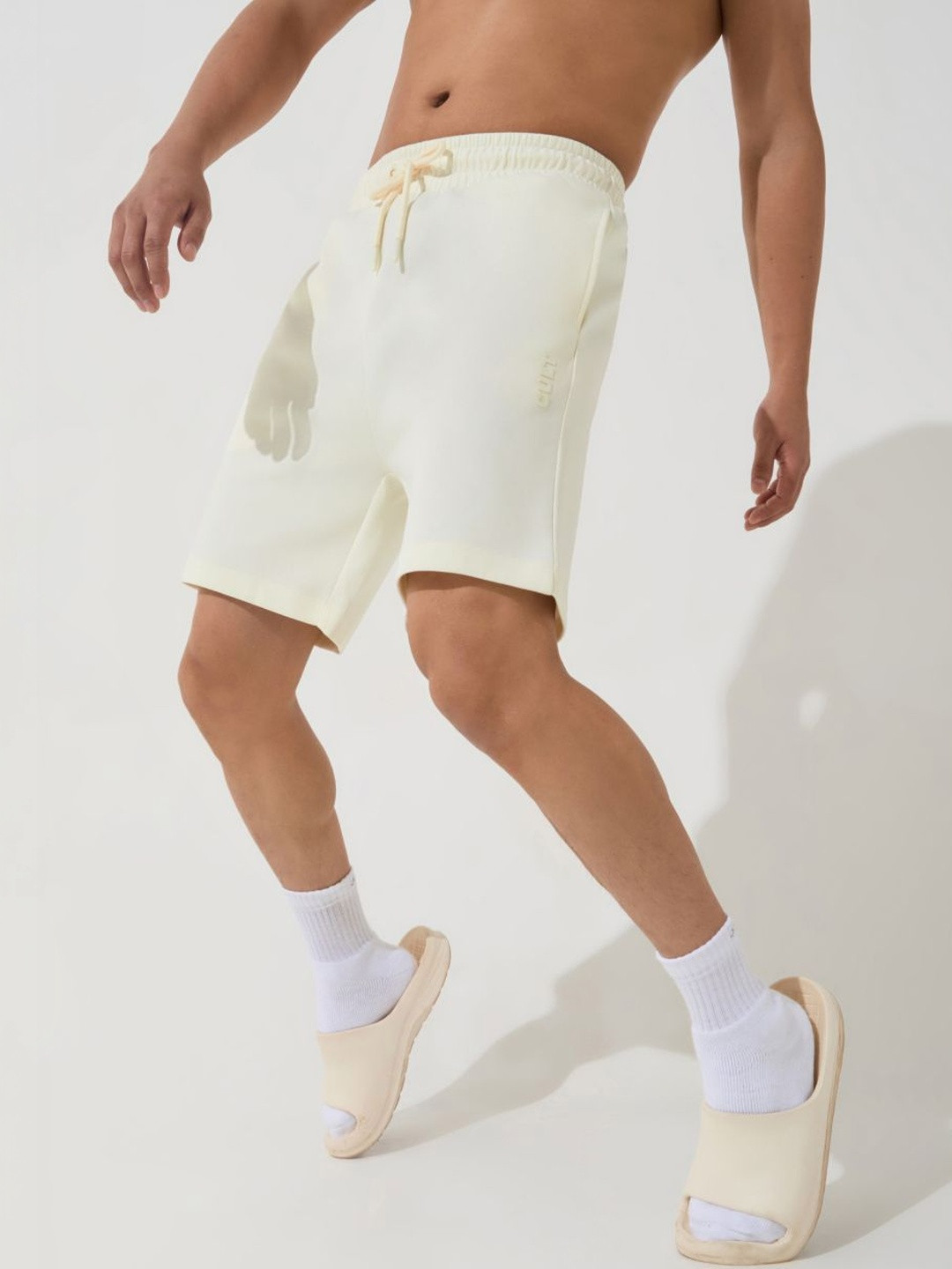 CULT Men's Off-White Ultra Luxe Classic Shorts