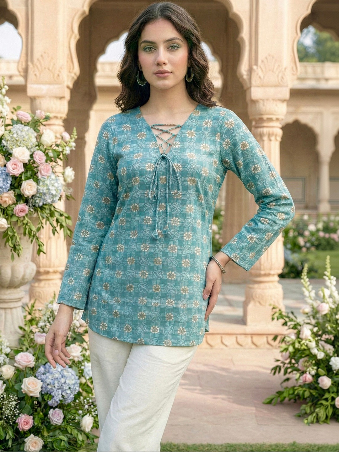 MASAKALI Printed V-Neck Kurti