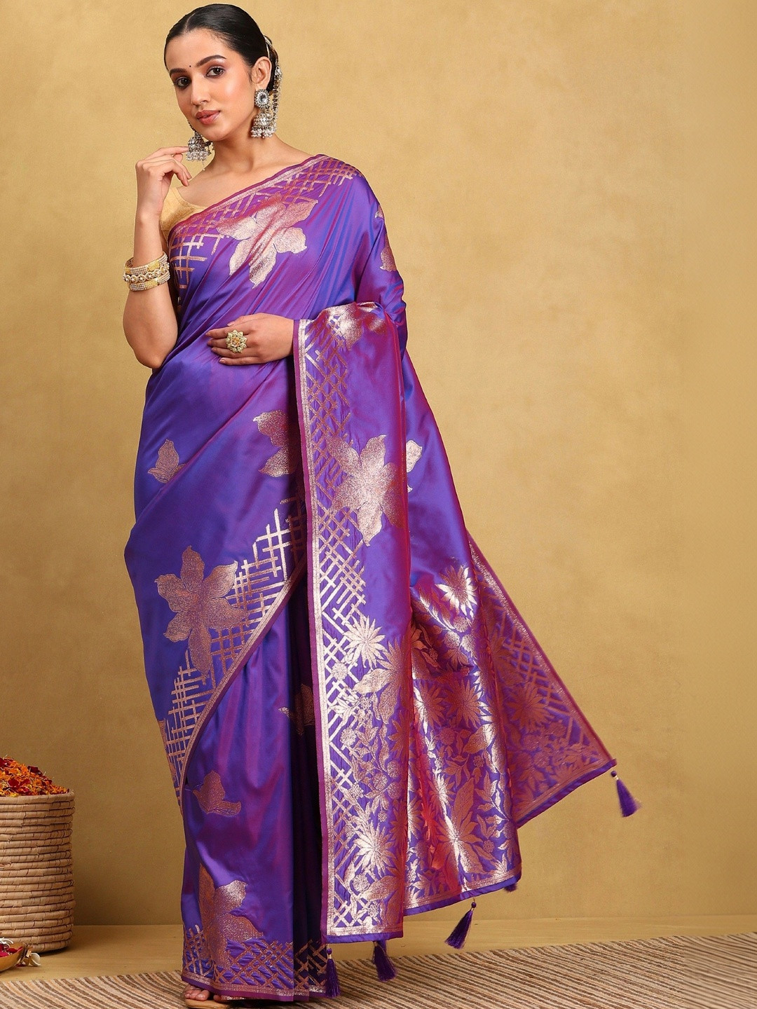 Garden Vareli Ethnic Motifs Zari Art Silk Banarasi Saree