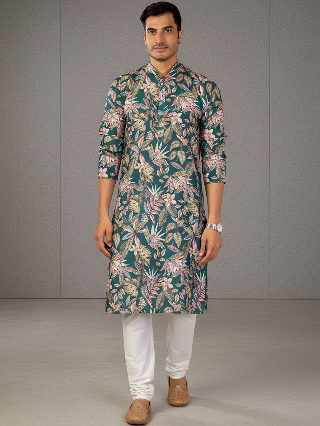 RANGRAAG Men Floral Printed Sequinned Pathani Kurta