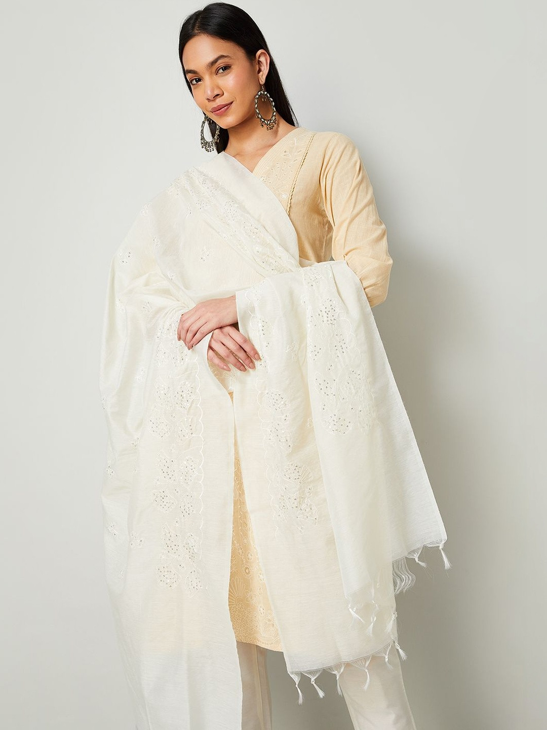 Melange by Lifestyle Embroidered Dupatta with Thread Work