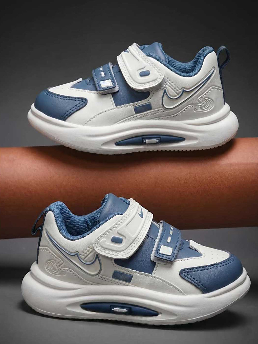 Crazyly Boys Colourblocked Sneakers