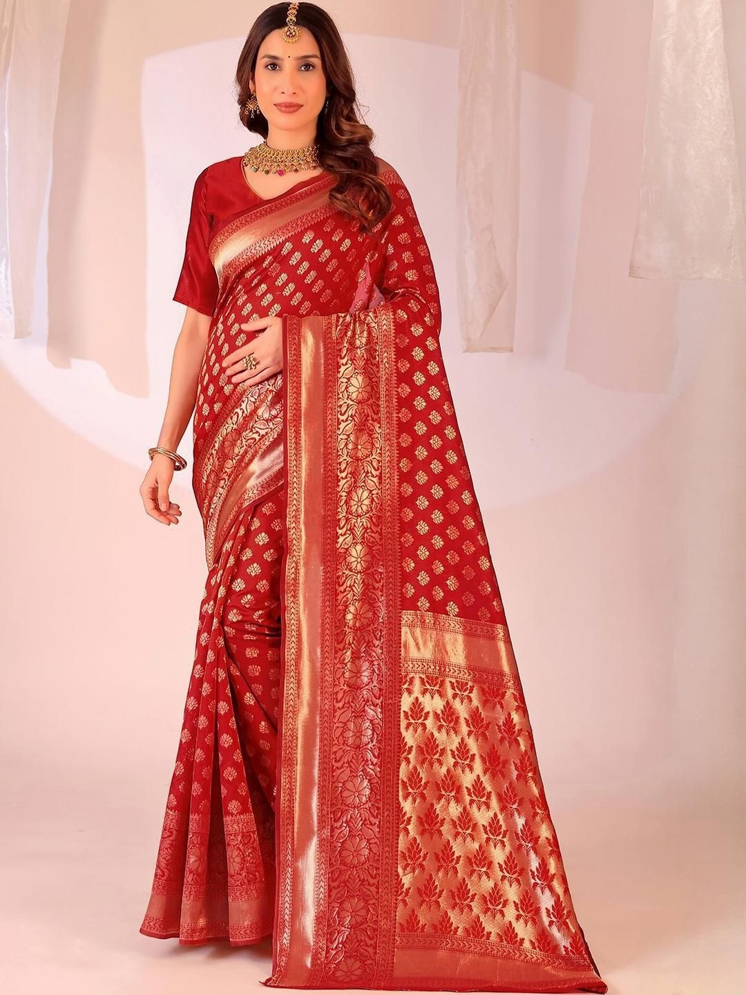Varutex Woven Design Zari Silk Blend Heavy Work Banarasi Saree
