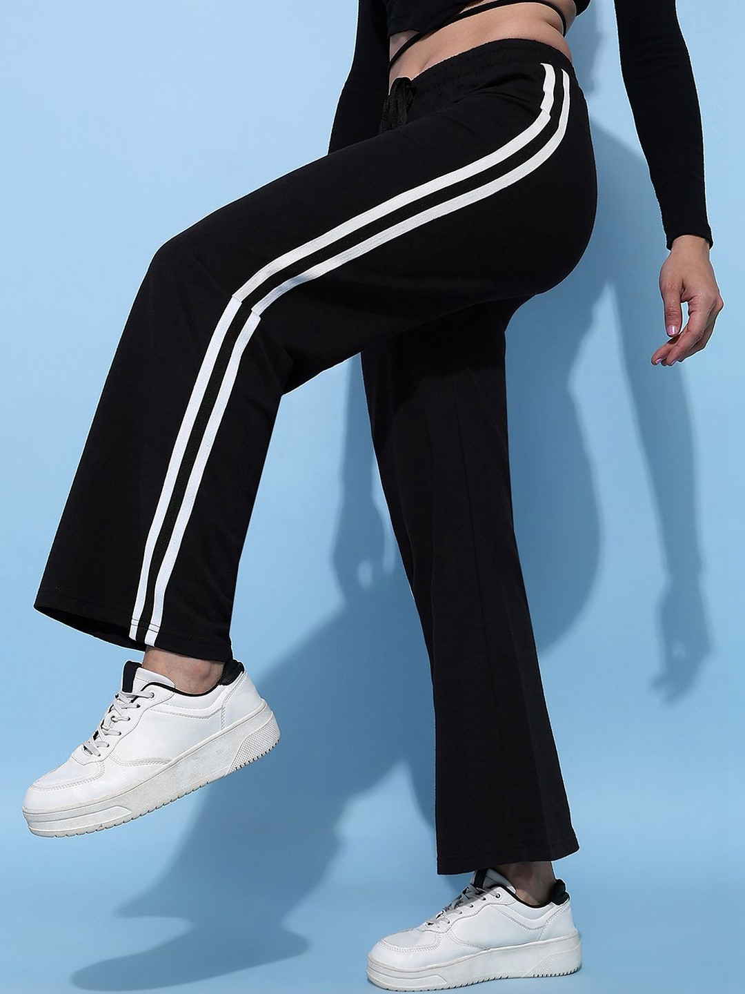 Roadster Women Regular Fit Track Pants