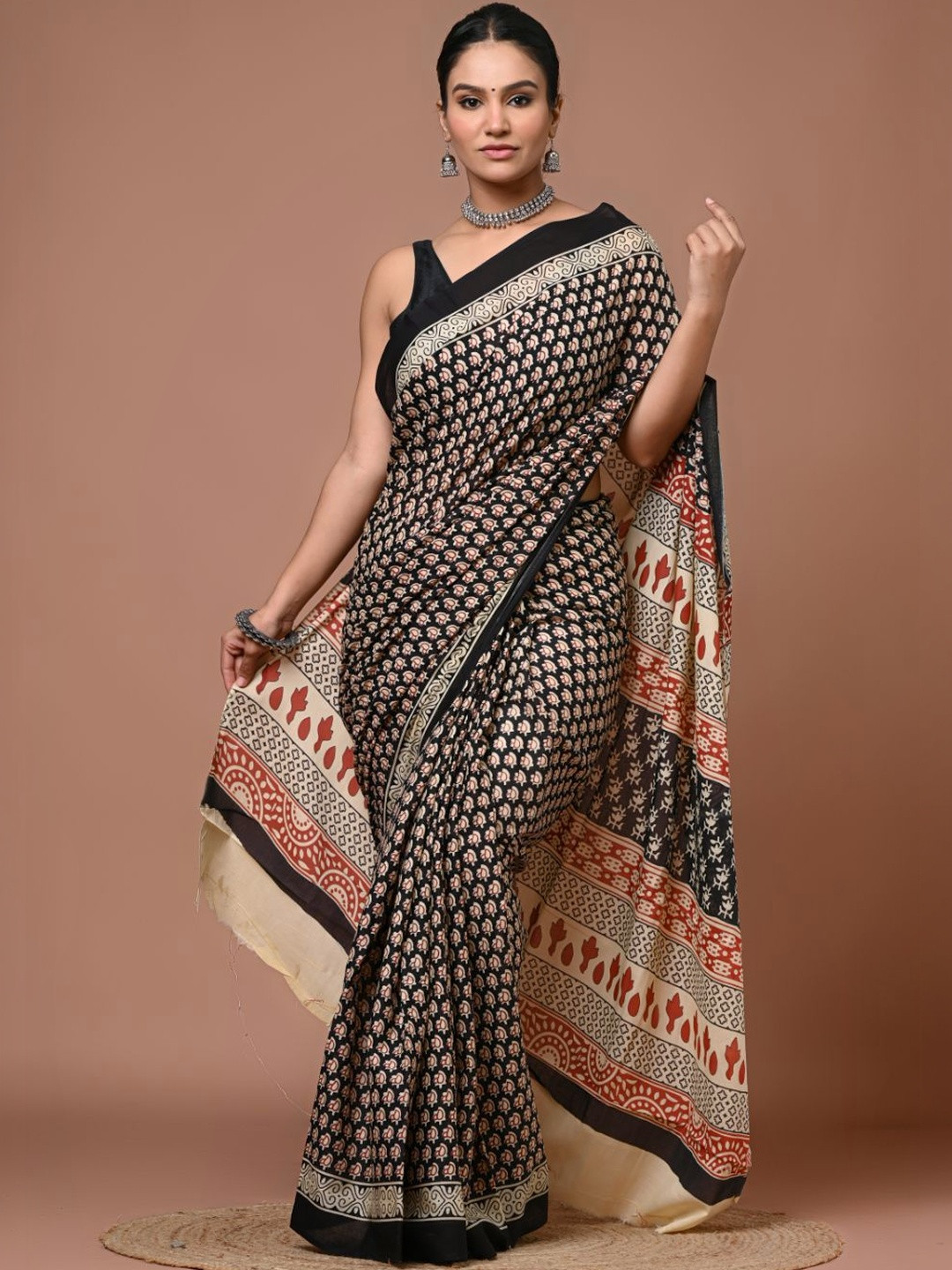 DATTA BUTTI Ethnic Motifs Pure Cotton Handloom Bagru Saree